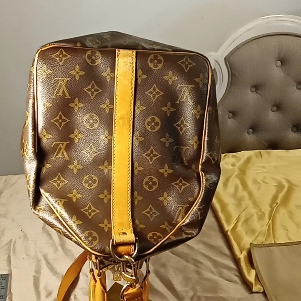 Louis Vuitton KeepAll 55 Duffel Bag
